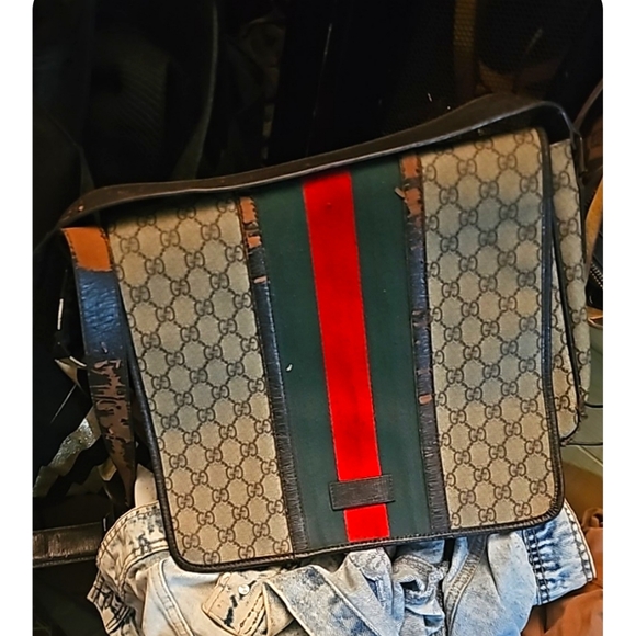 Gucci messenger bag - Picture 1 of 2